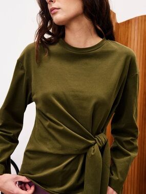 Tie Front Top